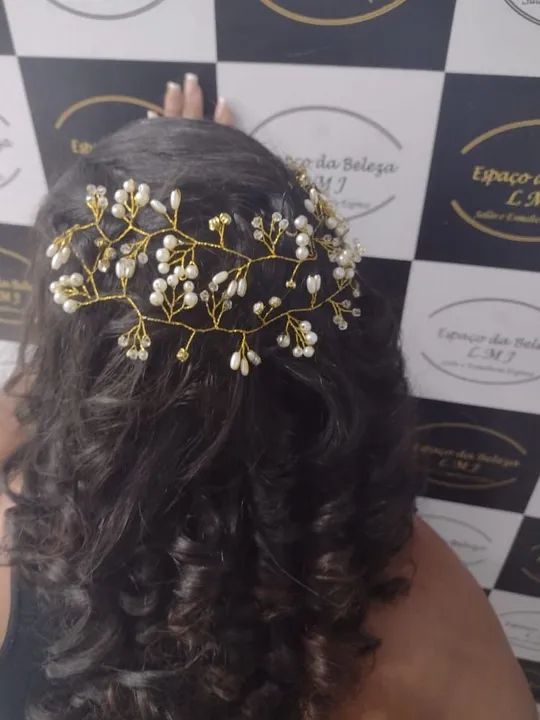 Tiara de noiva com pérolas e cristais - Foto 5