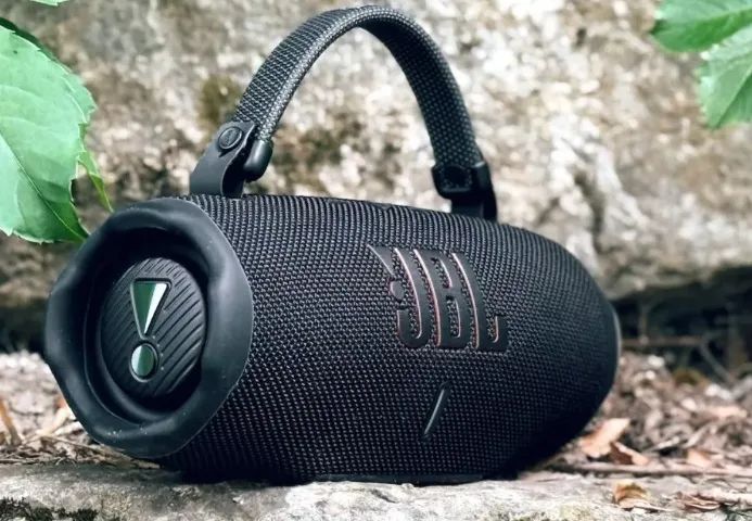 JBL Charge6 ブラック　中古 JBL CHARGE 6 NOVA ORIGINAL - Lacrada - LANÇAMENTO 2025 - Caixa som