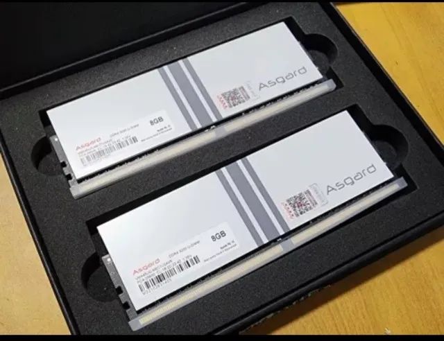 Asgard Valkyrie DDR4 3200MHz RGB RAM Memory (2x8GB) 16GB Kit Sealed64396502452097122