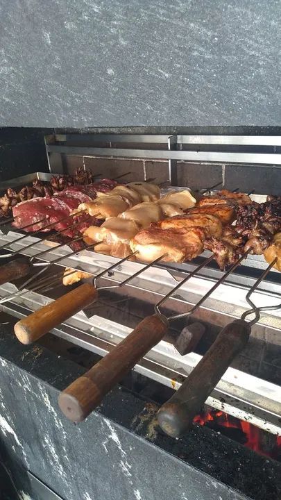 Churrasqueiro e buffet completo  - Foto 2
