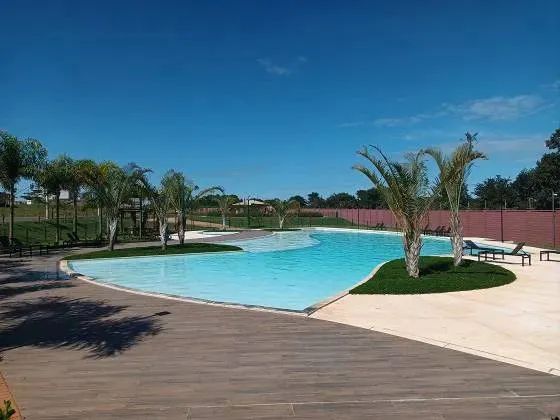 LOTE CONDOMÍNIO FECHADO JARDINS CAPRI LOTE PLANO VISTA PANORÂMICA DO CONDOMÍNIO PROX PORTA - Foto 2