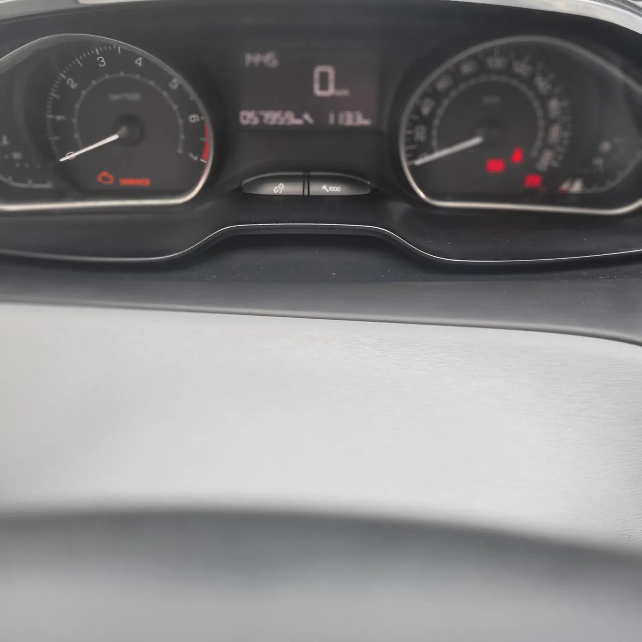 Peugeot 208 1.5 2016 com 58.000km - Foto 11