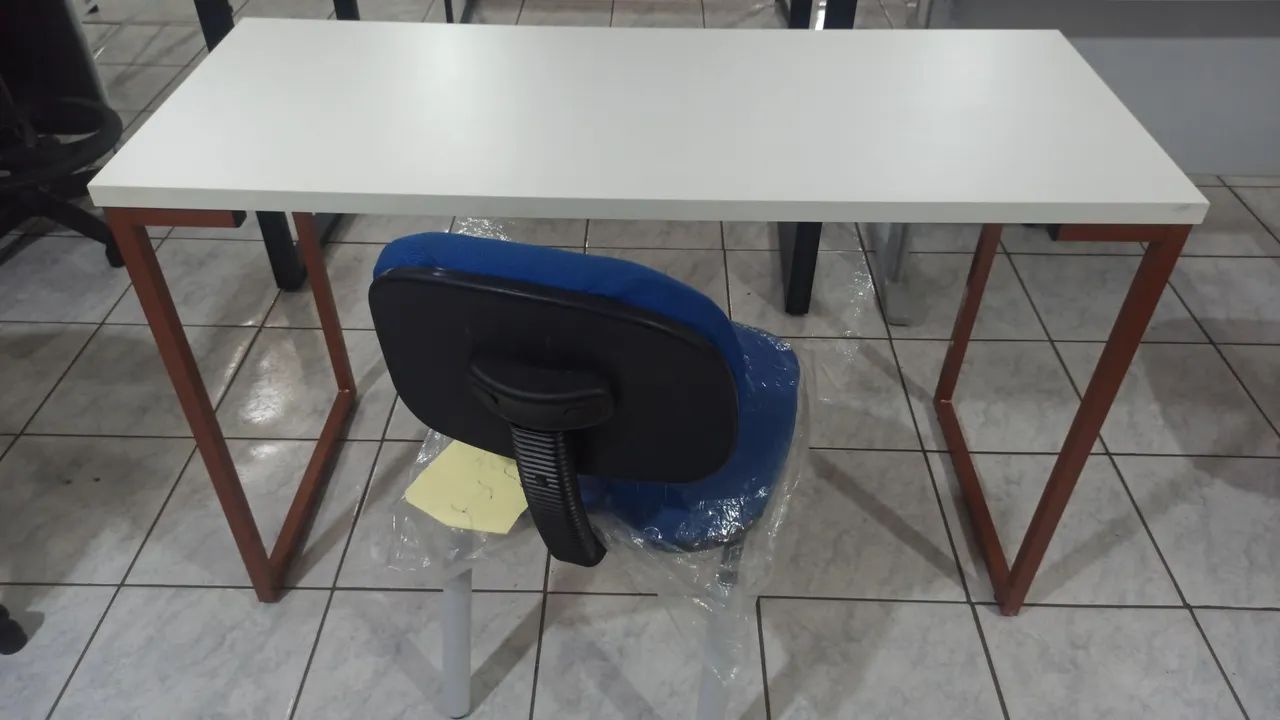 Mesa e cadeira para sala ou escritório  - Foto 3
