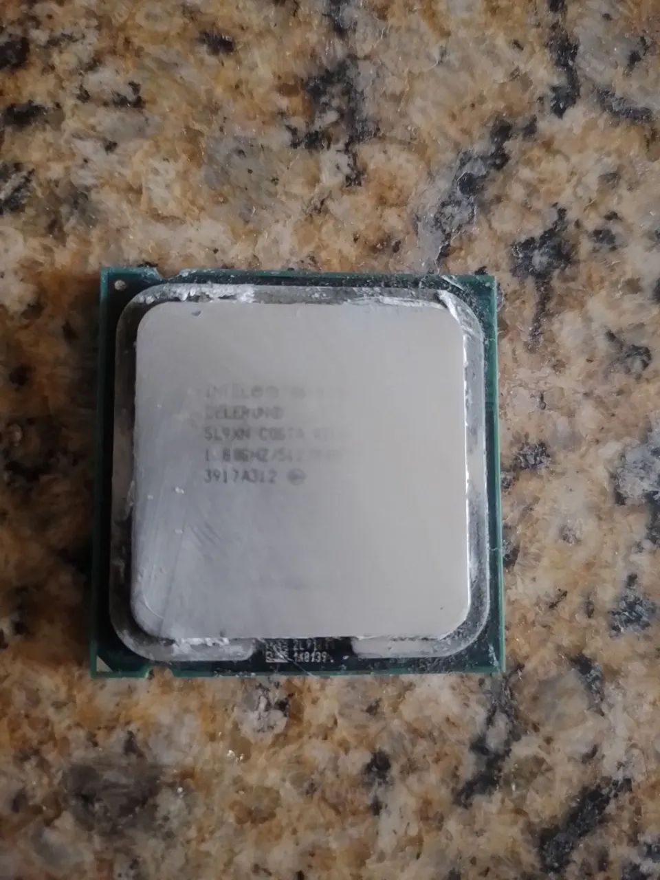 Processador Intel Celeron 430 SL9XN Usado
