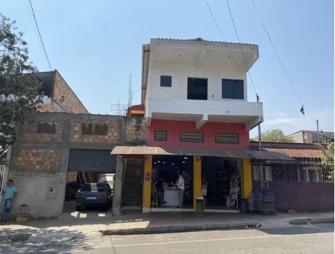 Imóvel Misto - Moradia e Mercearia - Parque Jussara - Três Corações/MG