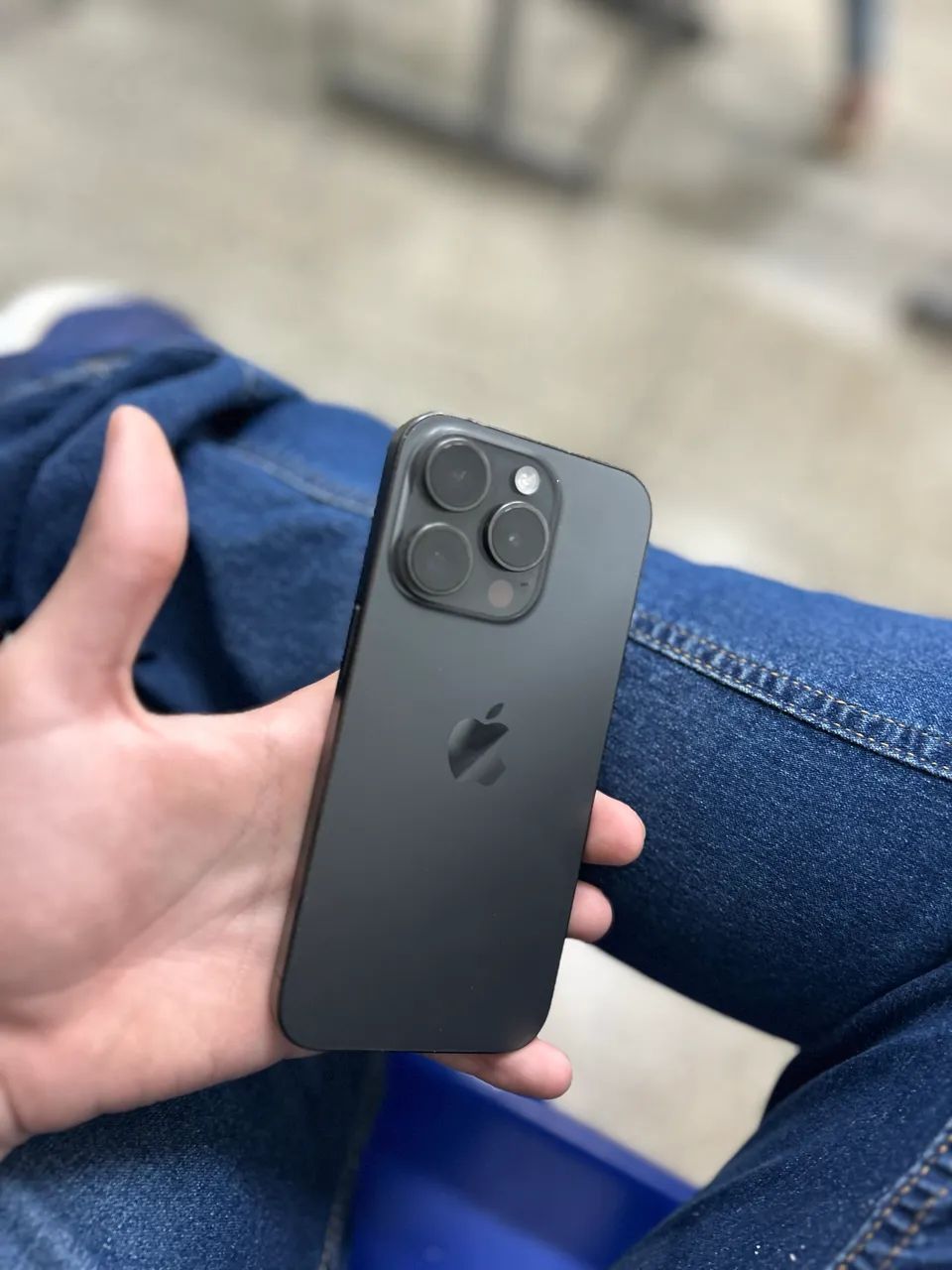iPhone 15 Pro - Foto 3