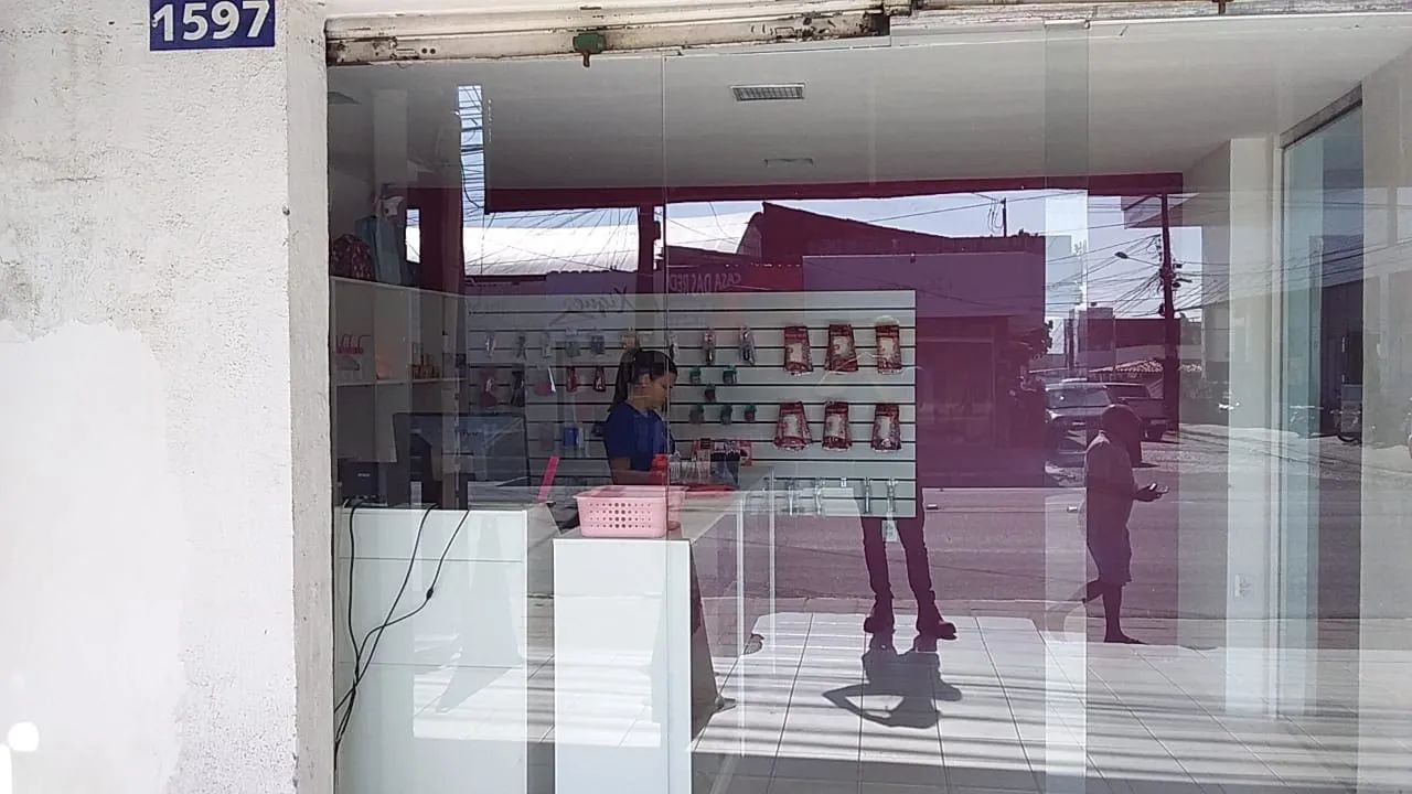 Vitrine e Portas de Vidro (Venda ou Troca) - Foto 6