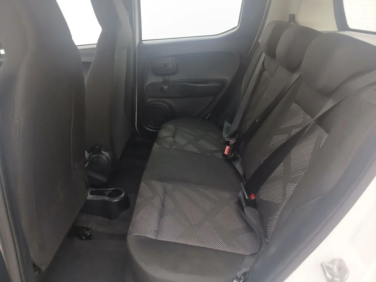Fiat Mobi LIKE 1.0 Fire Flex 5p., foto 17 de 18