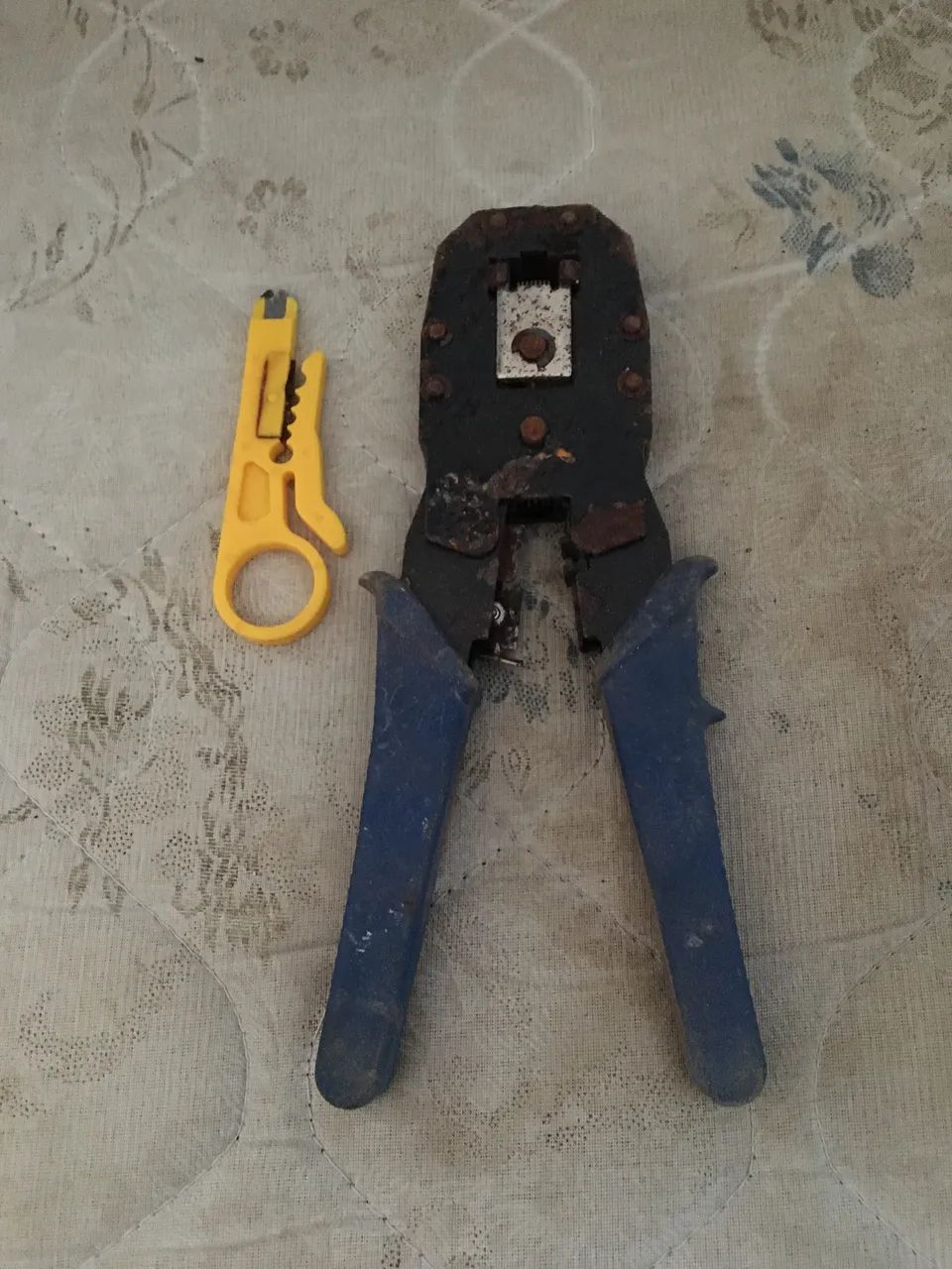 Alicates