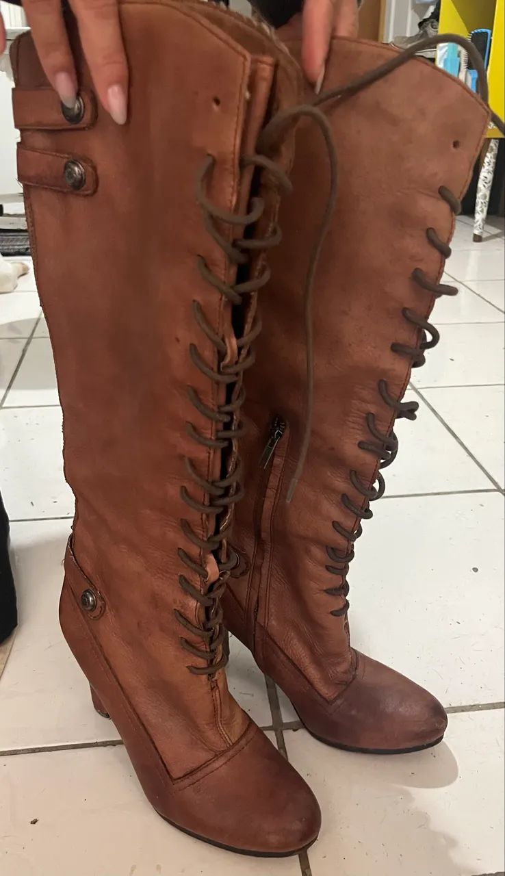Bota overtheknee Couro tam 34