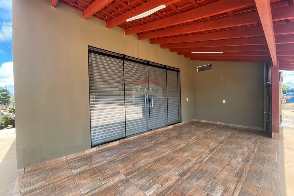 Sobrado com ponto comercial de esquina - Foto 3