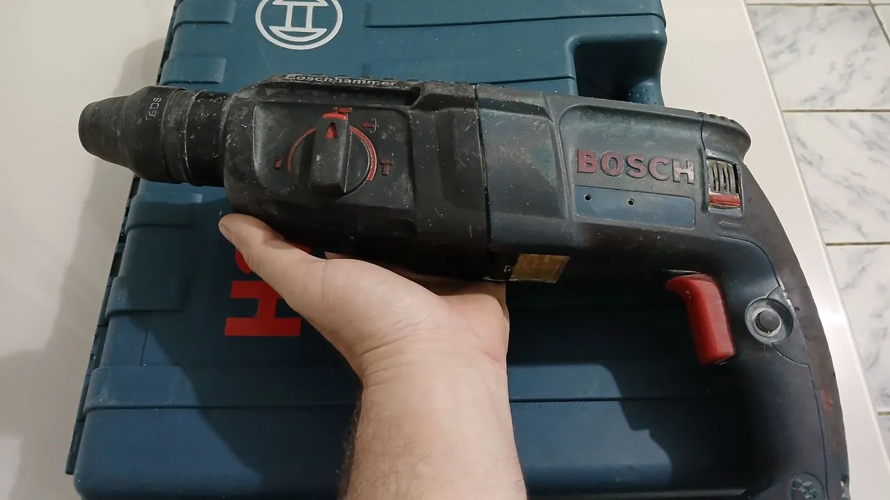 Martelete Perfurador Rompedor Bosch GBH 2-26 DRE - Foto 3