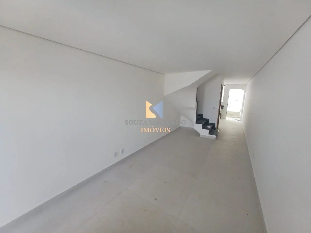 Casa independente no Copacabana de 2 suítes e 2 vagas - Foto 4