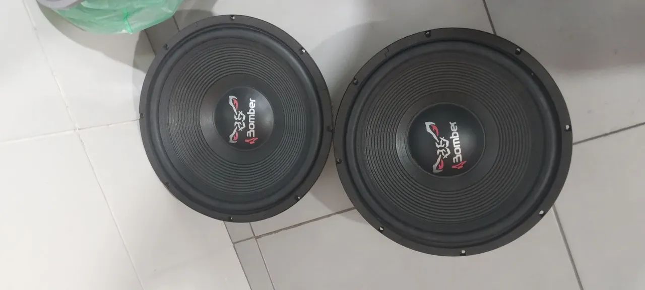 Subwoofer 15 polegadas cada um 