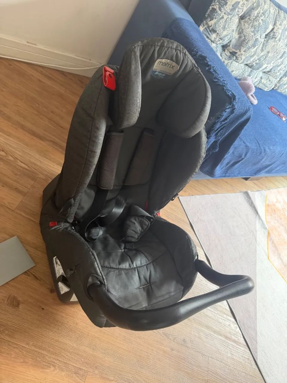 Cadeirinha automóvel 