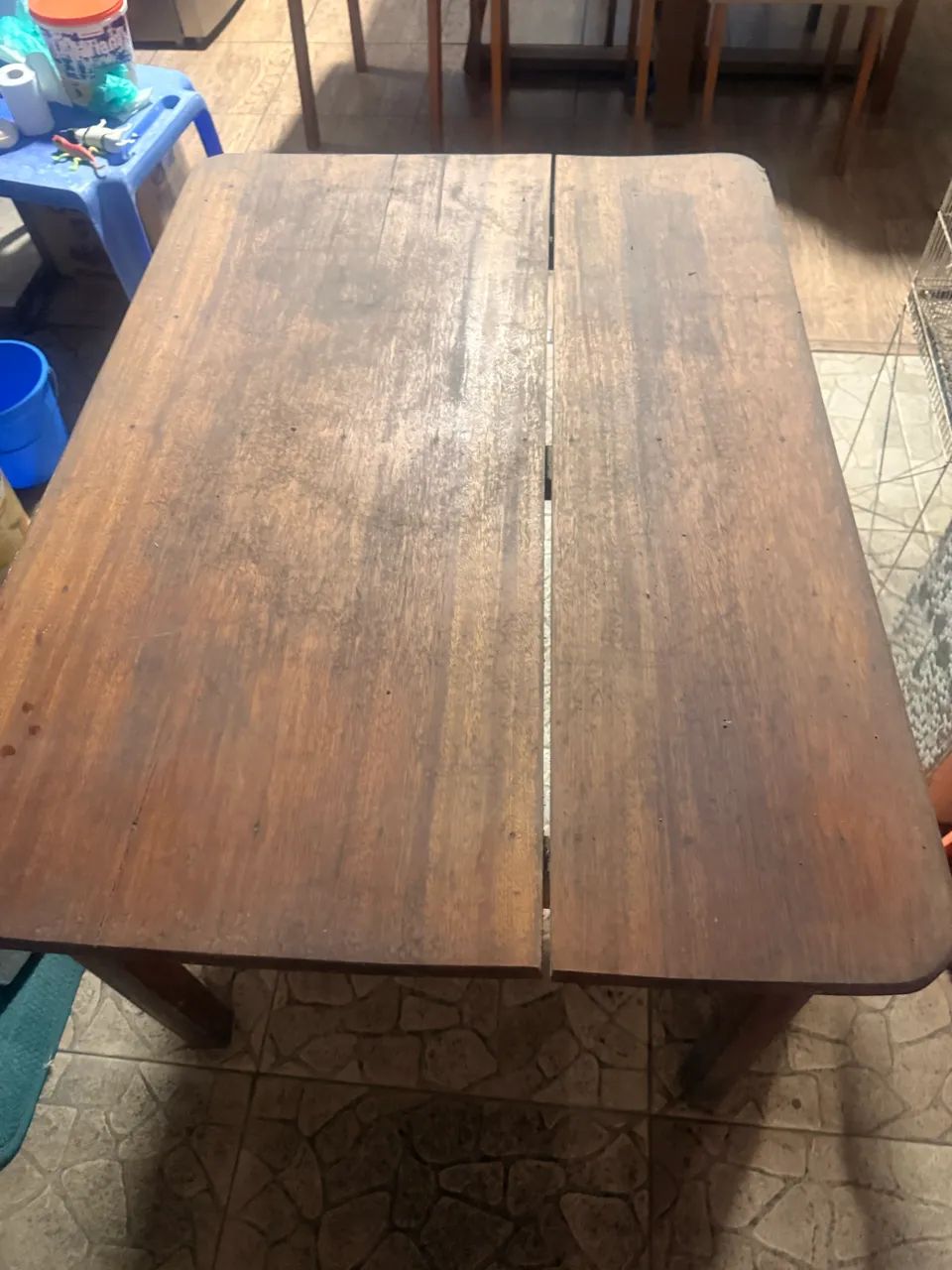 Mesa de madeira 1mts por 70 - Foto 2