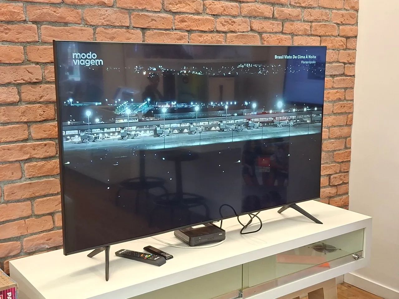 TV Samsung QLDE 50" - Foto 2