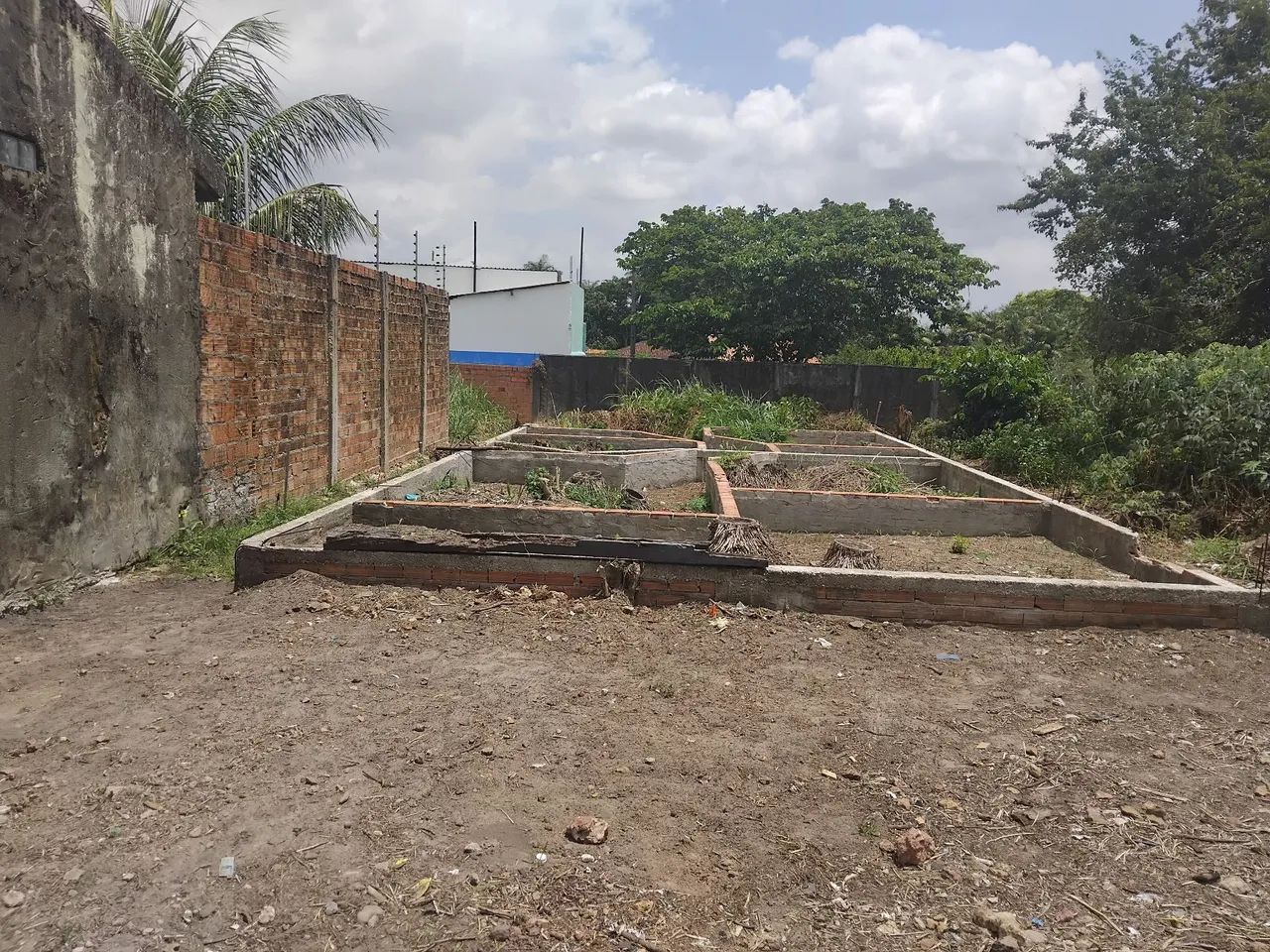 Terreno em Santa Izabel do Pará 10x30m