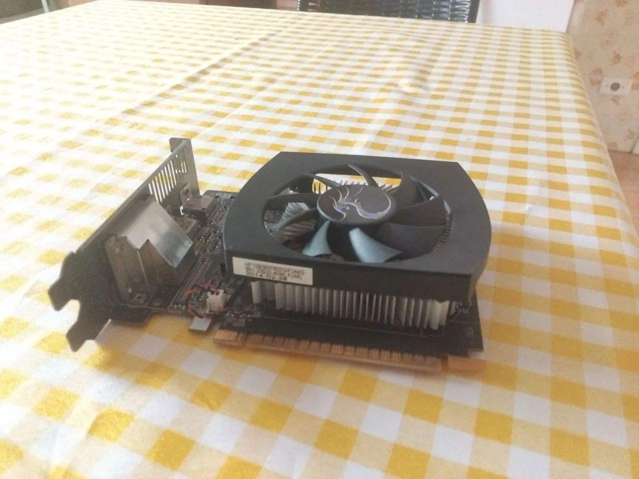 GTX 650 2GB GDDR5 - Foto 2