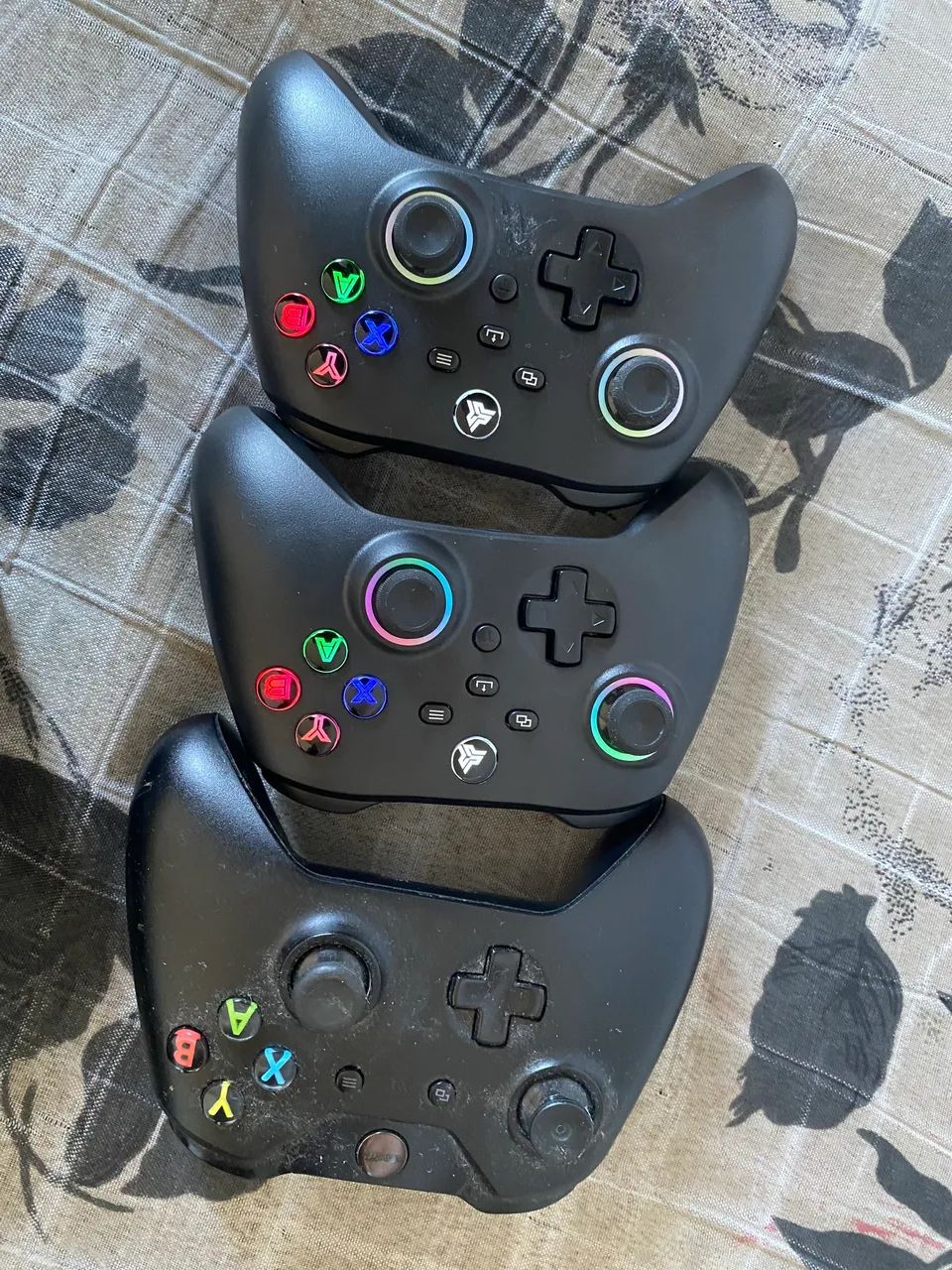 Xbox One (500GB) 3 Controles - Foto 2