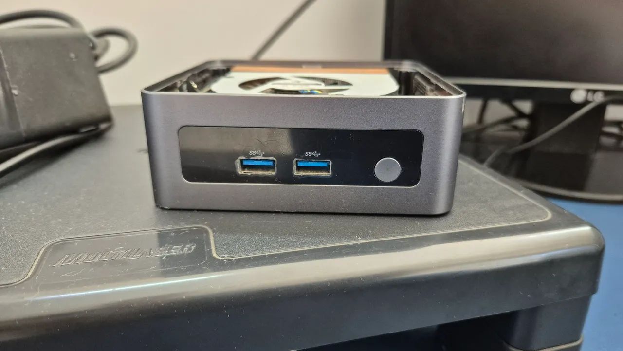 Mini PC Ryzen 5600H - 24 RAM - 480 SSD
