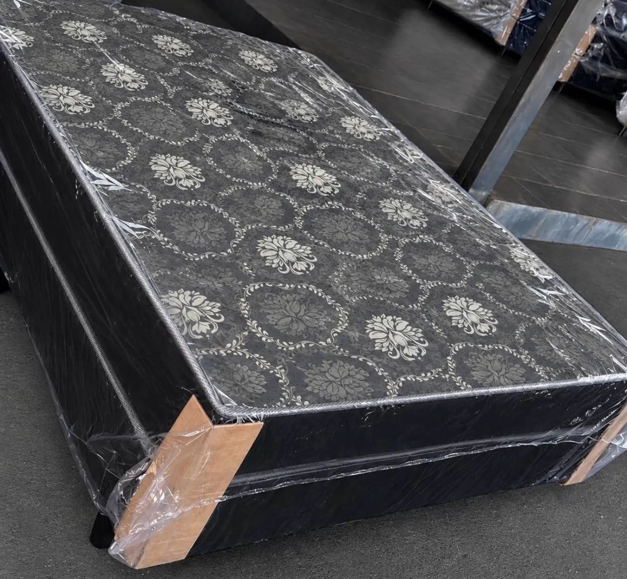 ? CAMA BOX CASAL R$ 349,99 - ENTREGA GRÁTIS  - Foto 2