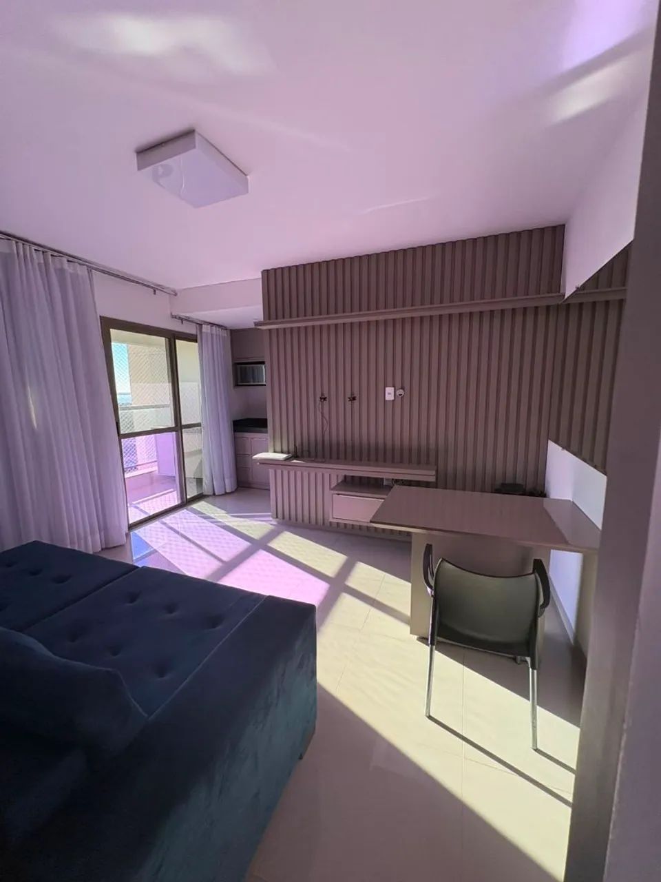 Alugo apartamento Edifício Executive 