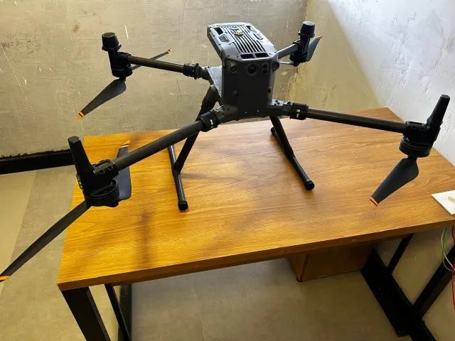 Drone DJI Matrice 350 RTK - R$ 50.000,00 - com 6 baterias - Foto 2