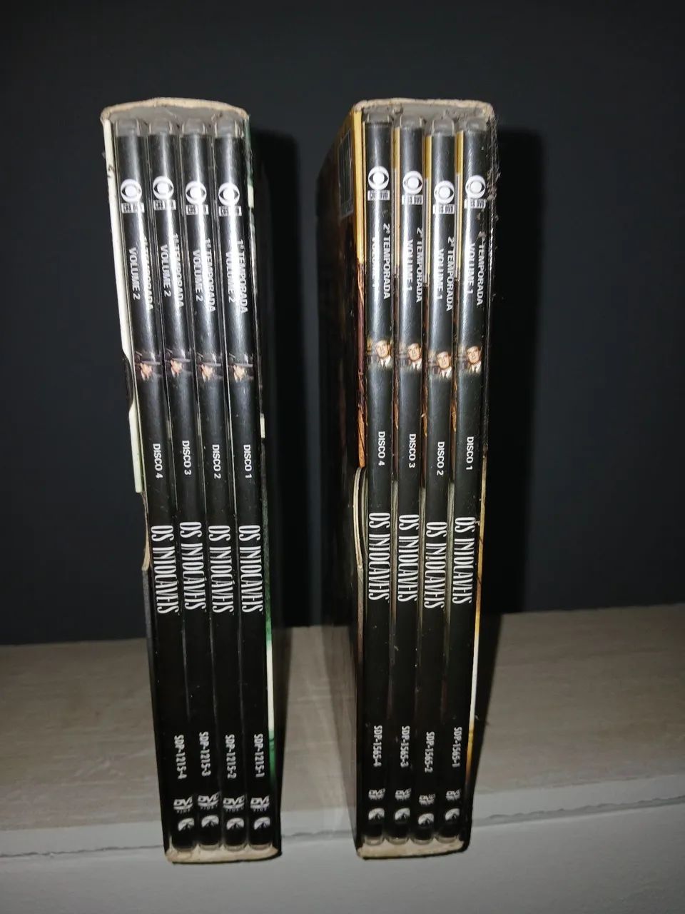 DVDs Duas temporadas de intocável  - Foto 3