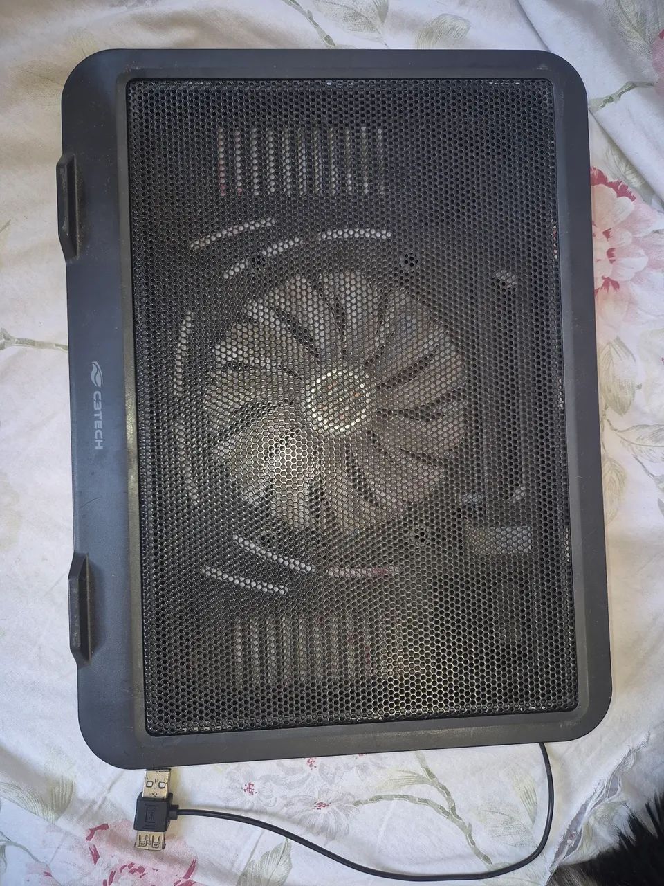 Base refrigerada com cooler para notebook de até 14 polegadas