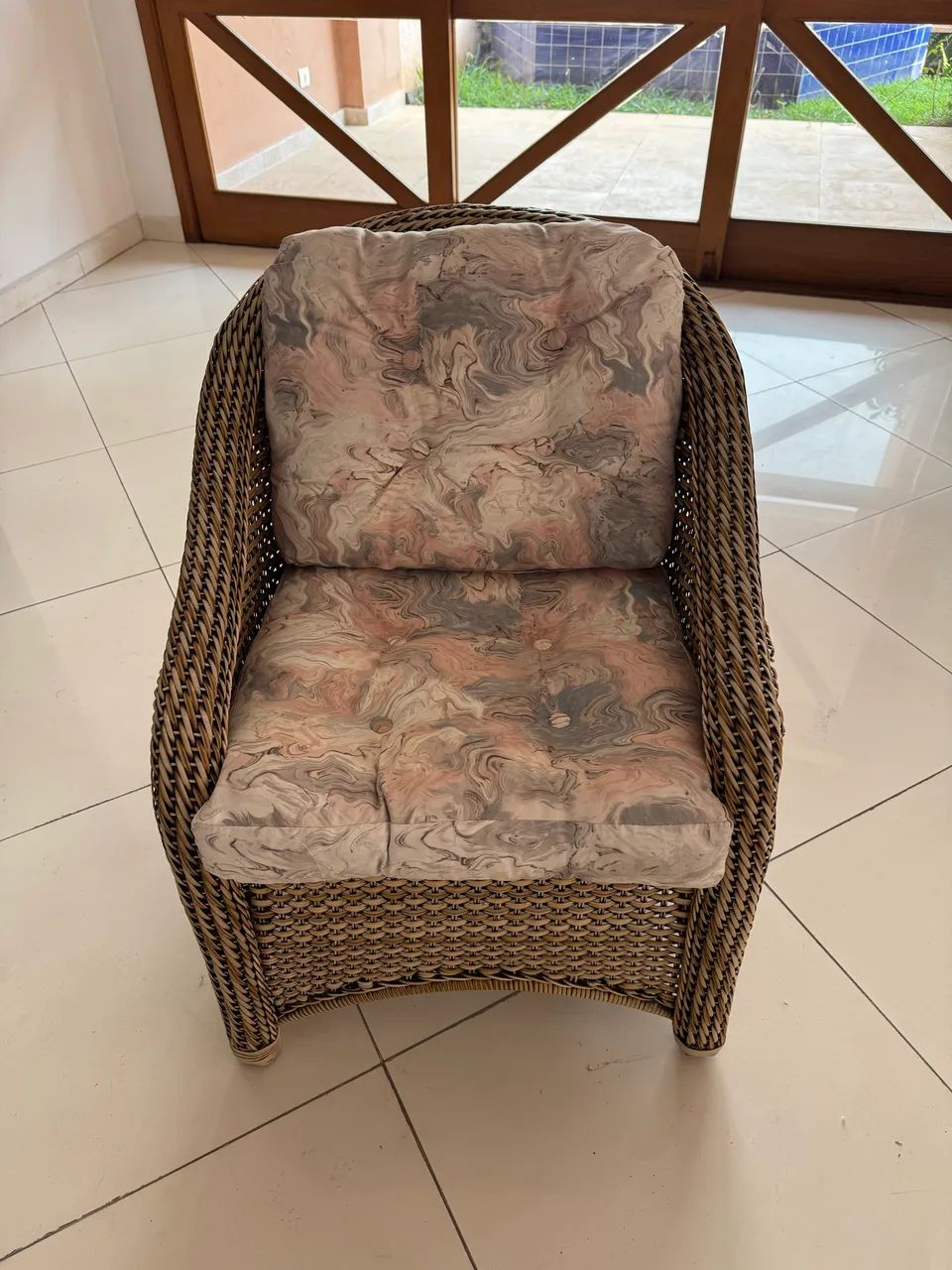 Poltrona de vime com almofadas - Foto 2