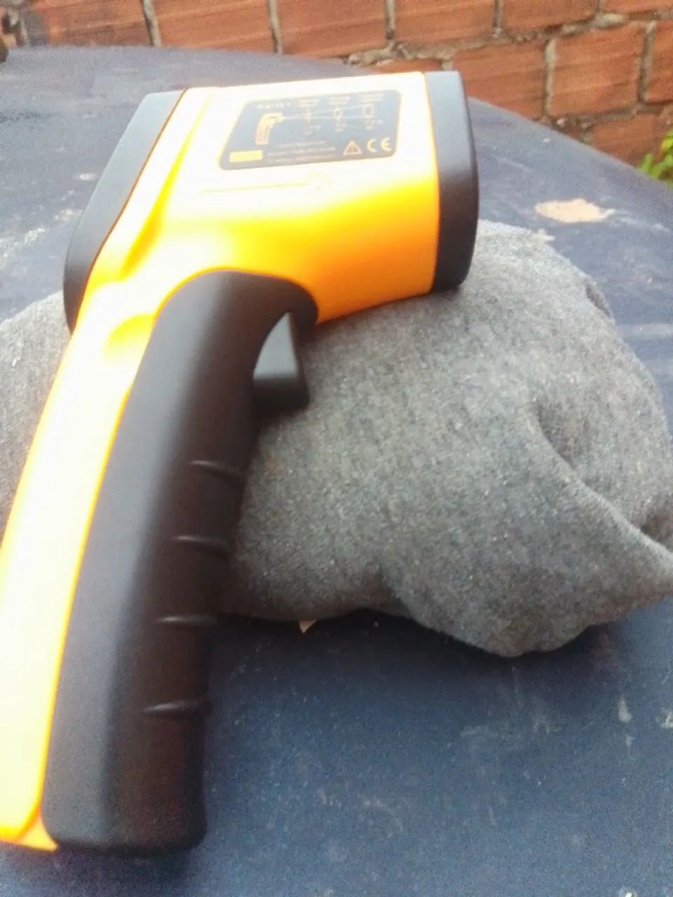 TERMÔMETRO DIGITAL INFRAVERMELHO COM MIRA LASER... MEDIDOR DE TEMPERATURA 