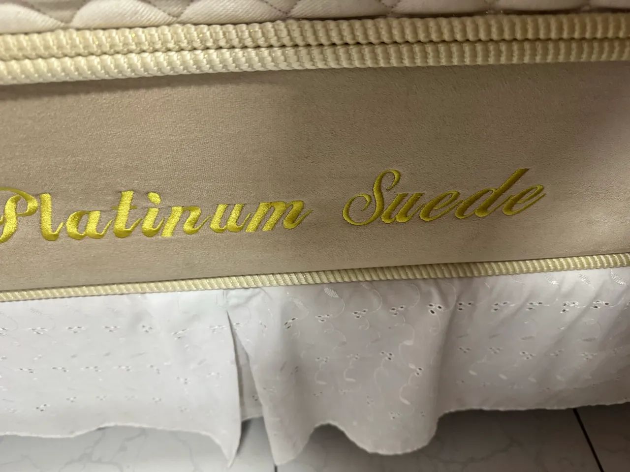 Vendo cama casal box Queen  - Foto 4