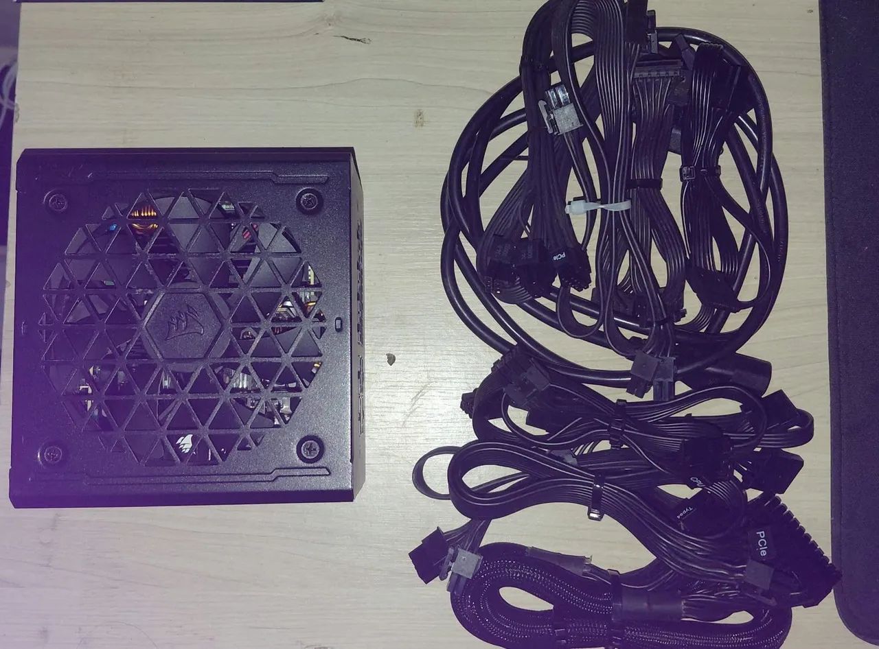 Fonte Corsair para computador desktop - Foto 4