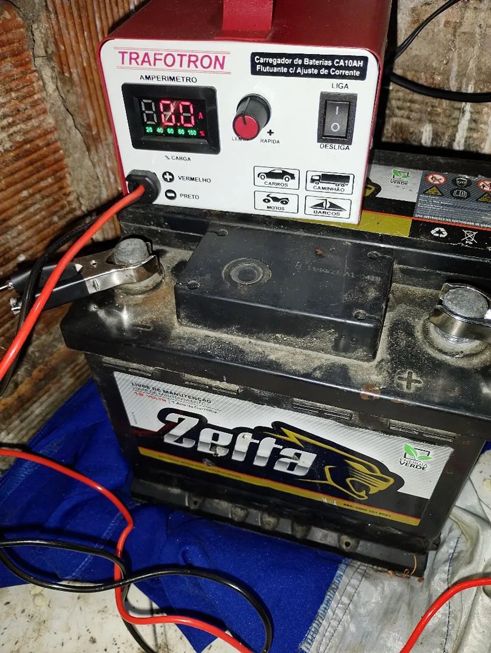 Bateria Marca Zetta carro aceita cartão 
