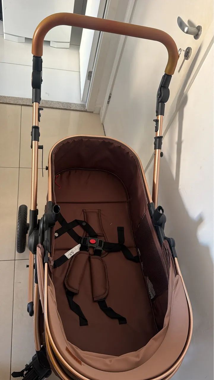 Venda de carinho de bebê 
