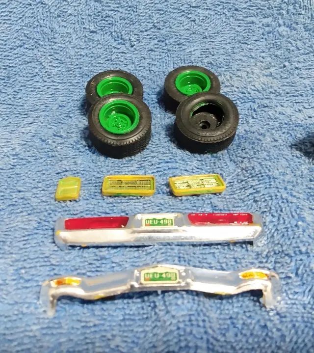 Miniatura Dodge Mônaco 78 - peças - Foto 4