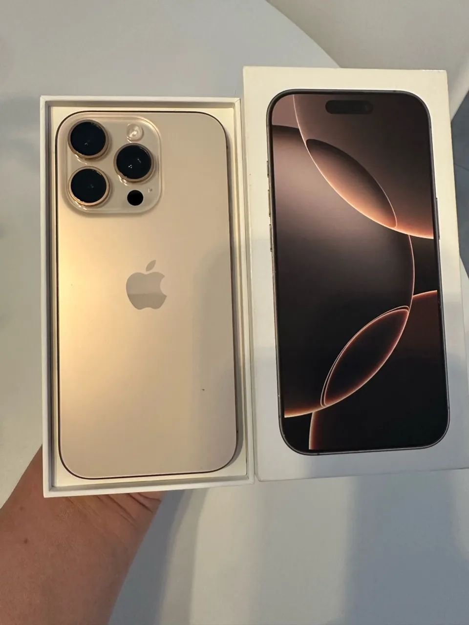 iPhone 16 Pro