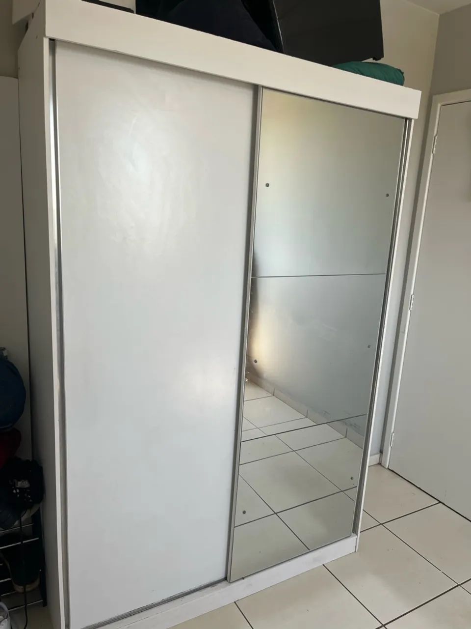 Guarda roupas Solteiro com espelho 