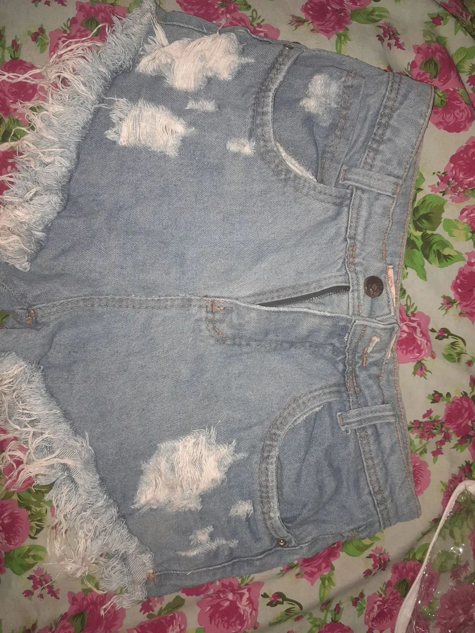 Estou desapegando várias roupas - Foto 2