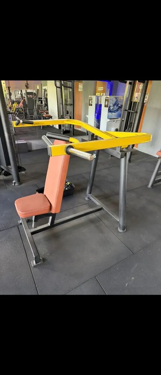 Máquina de musculação  - Foto 2