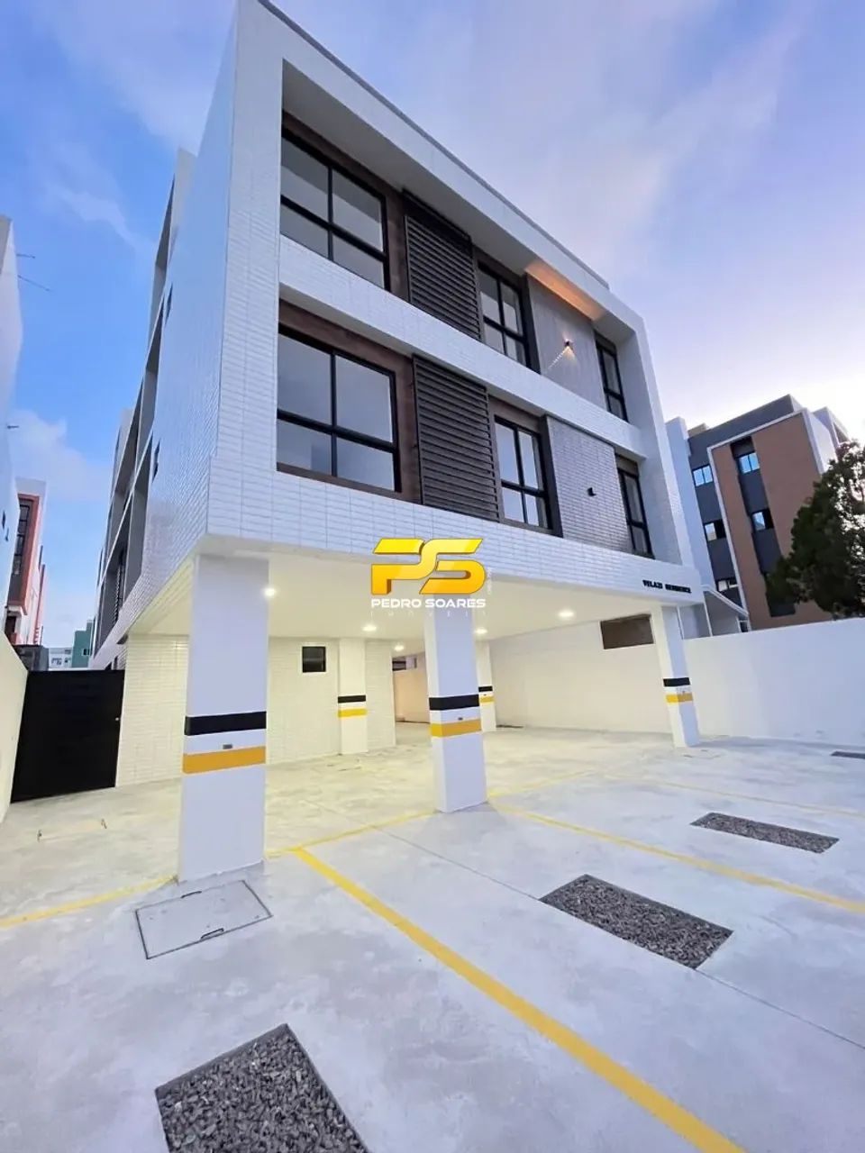 Apartamento Duplex para Locação  Bancários | Cobertura com Jacuzzi REF: AP0981