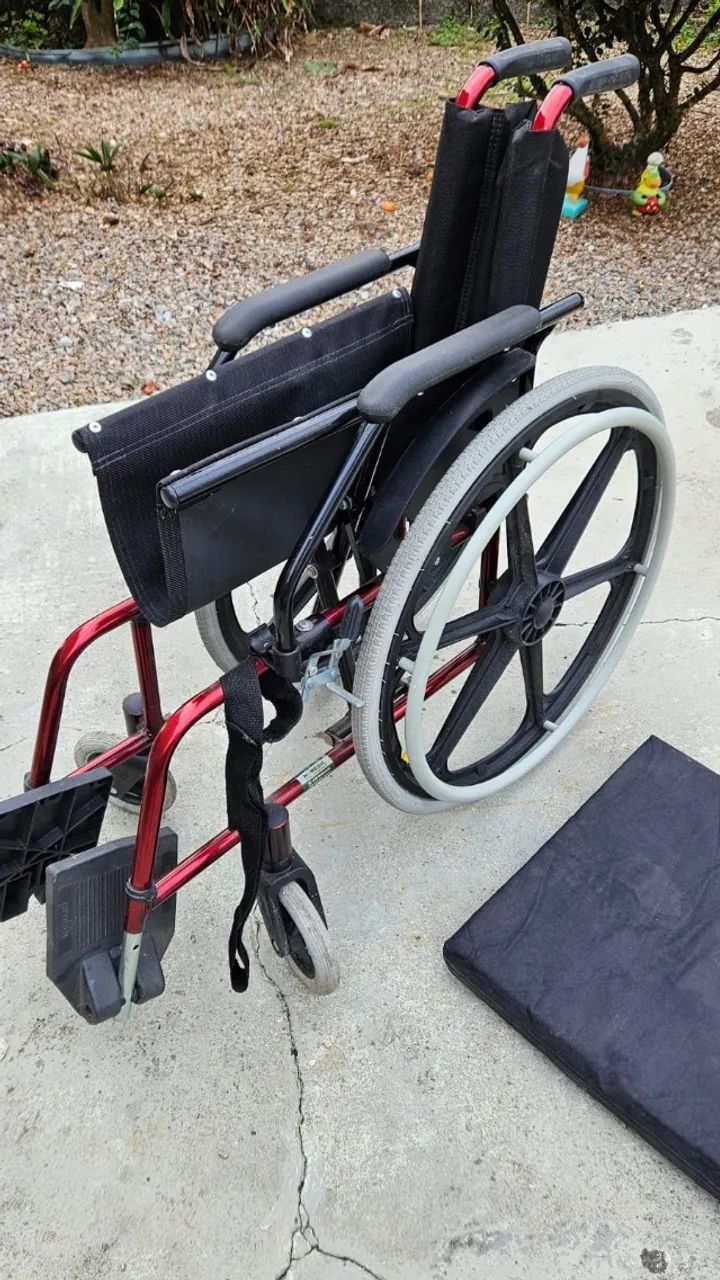 Cadeira de roda  - Foto 2