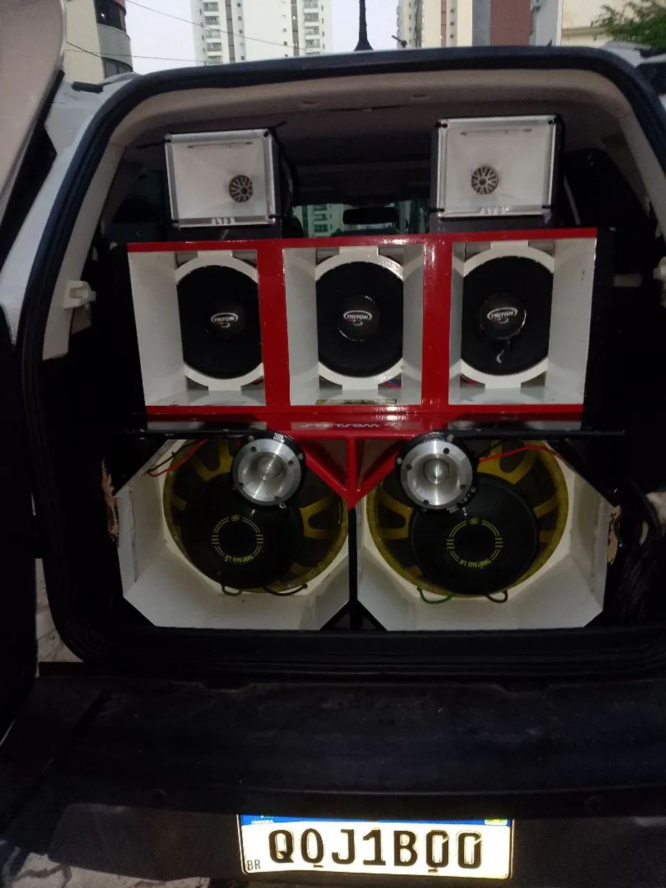 Vendo som automotivo