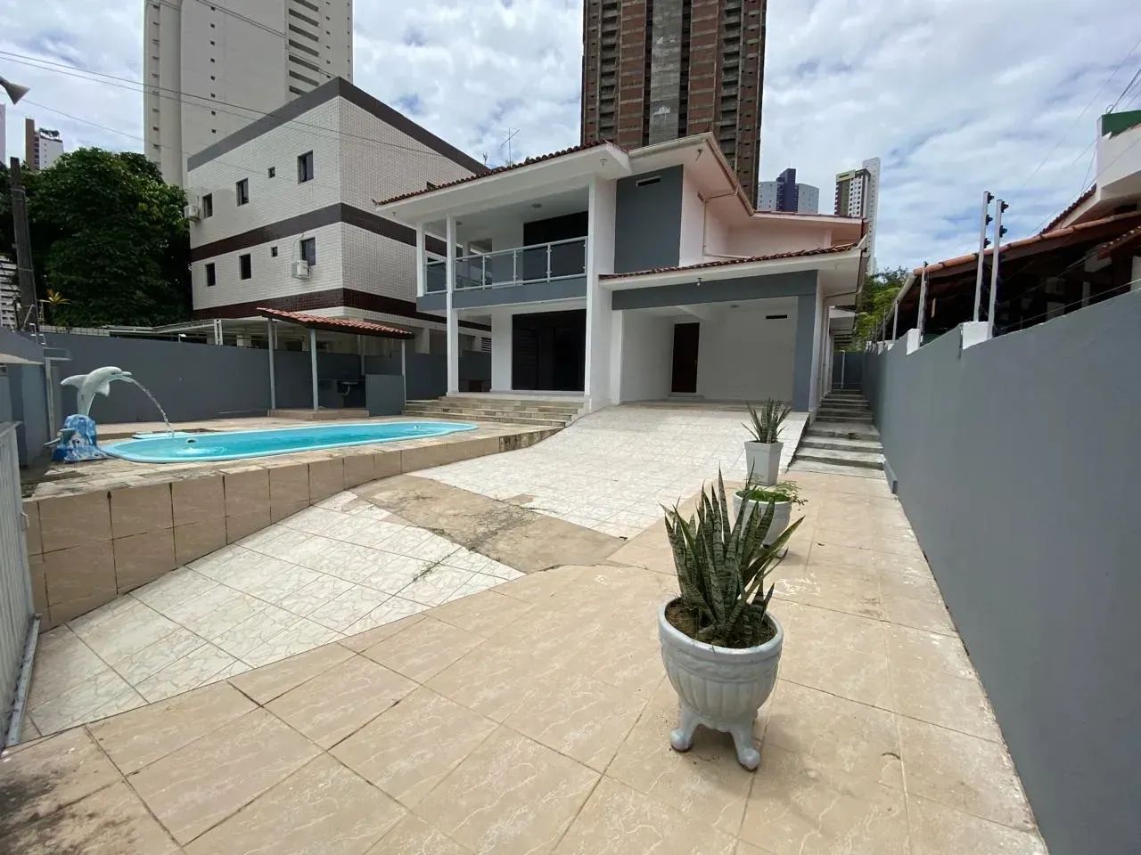 ALUGUEL CASA ALTIPLANO 1 ANDAR COM PISCINA 5 Quartos - Foto 2