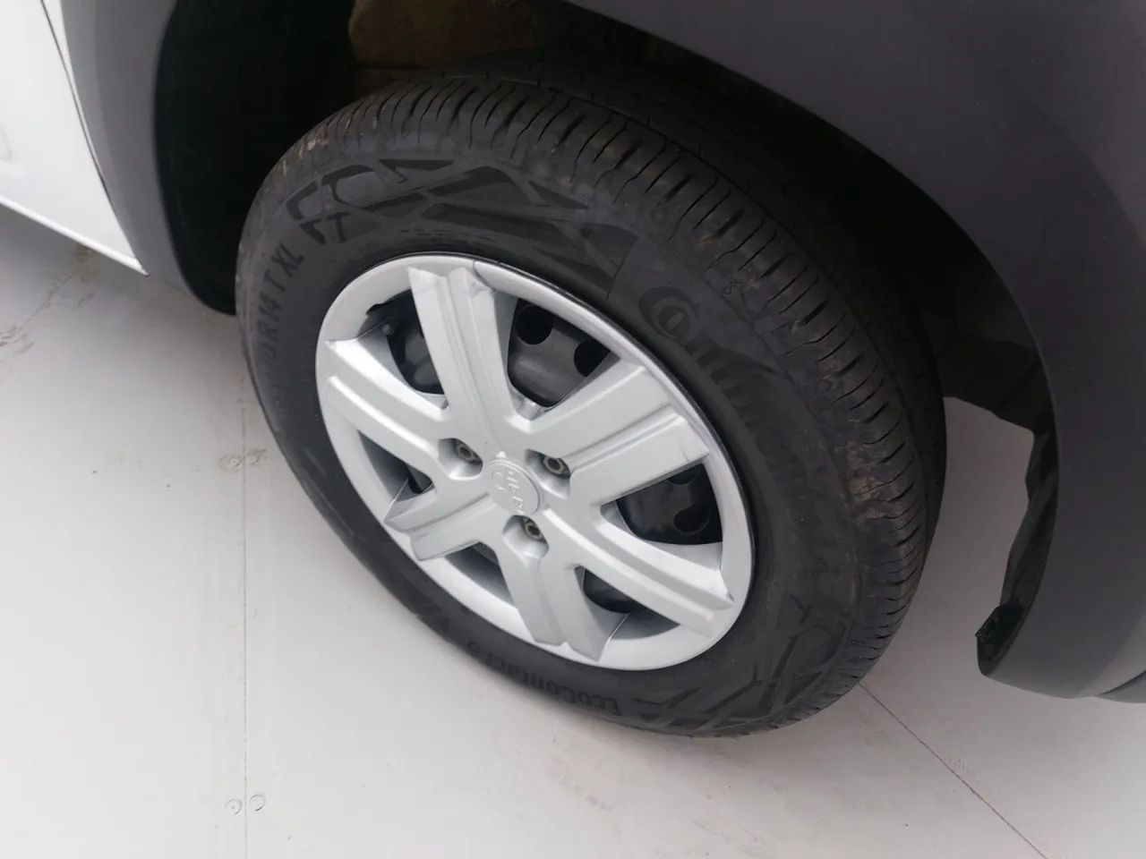 Renault Kwid 1.0 Zen, foto 13 de 18