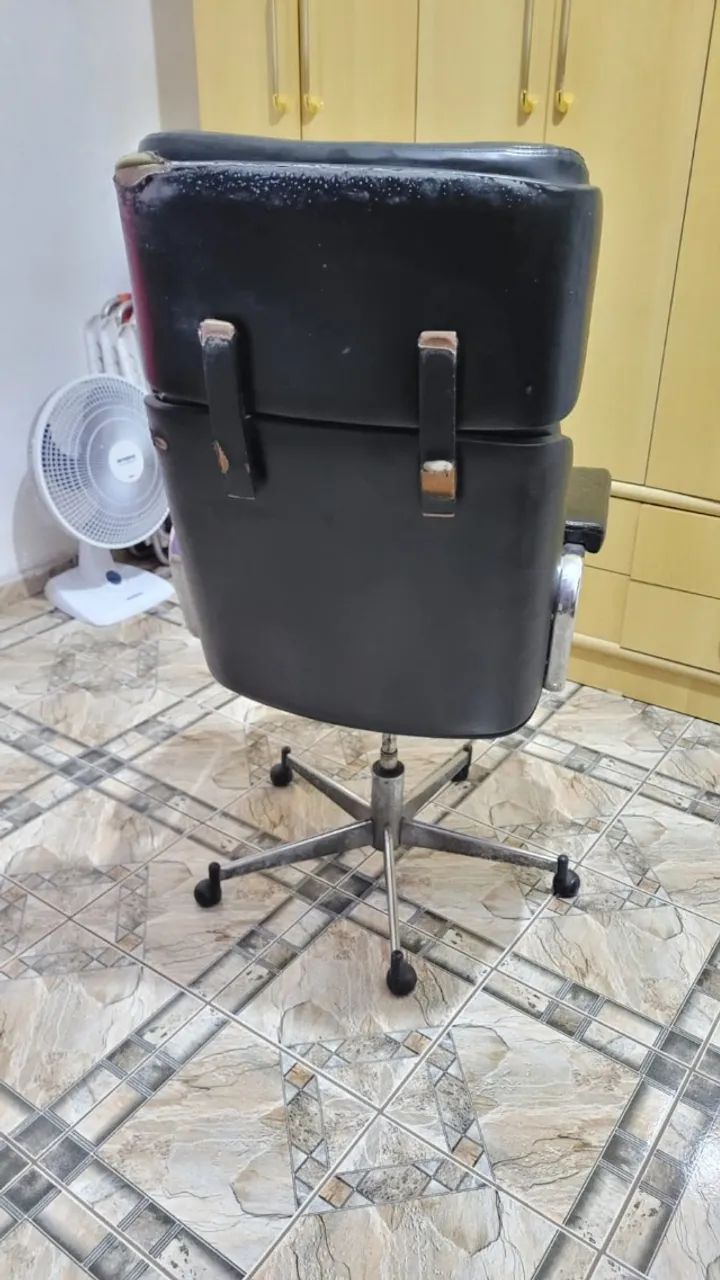 Cadeira Presidente Flexform Couro Legítimo - Peça Antiga Original - Foto 2