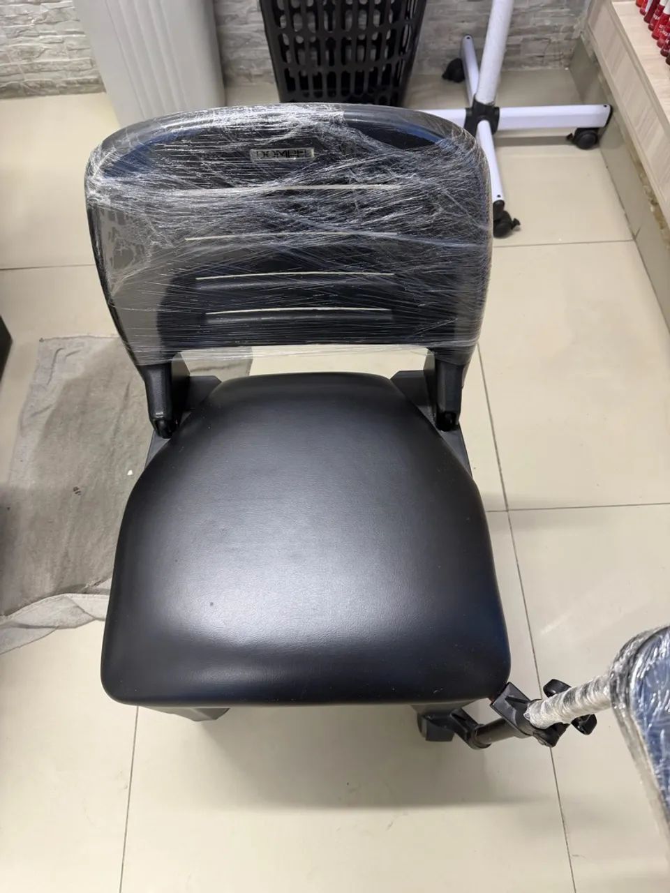 Cadeira de manicure  - Foto 5