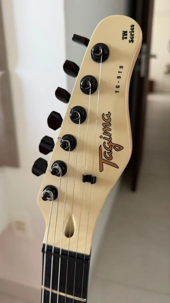 OPORTUNIDADE ÚNICA! Guitarra Tagima  - Foto 2