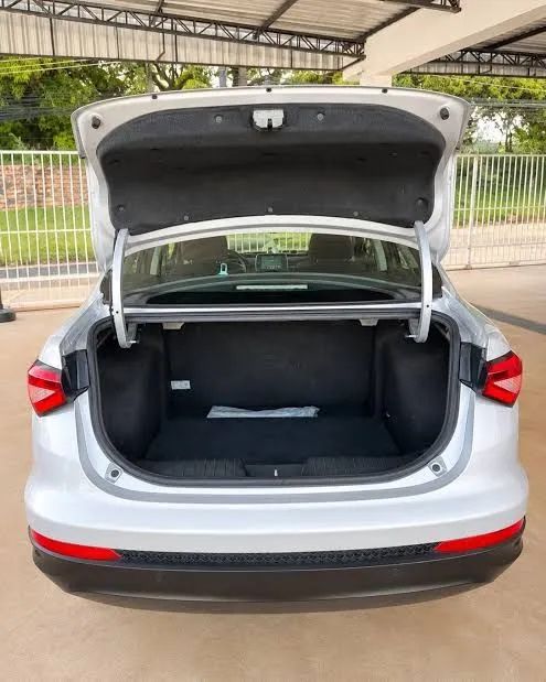 Fiat Cronos Precision 1.8 16V Flex Aut. 2021 - Foto 2